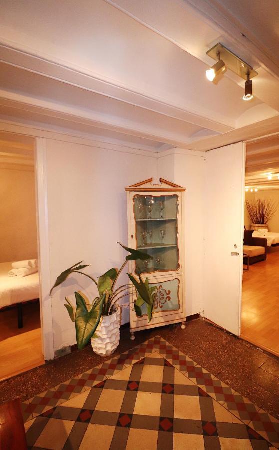 Efate Rooms บาร์เซโลนา ภายนอก รูปภาพ